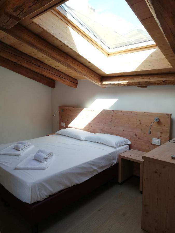 Colle Ameno Room And Breakfast Rovereto  Extérieur photo
