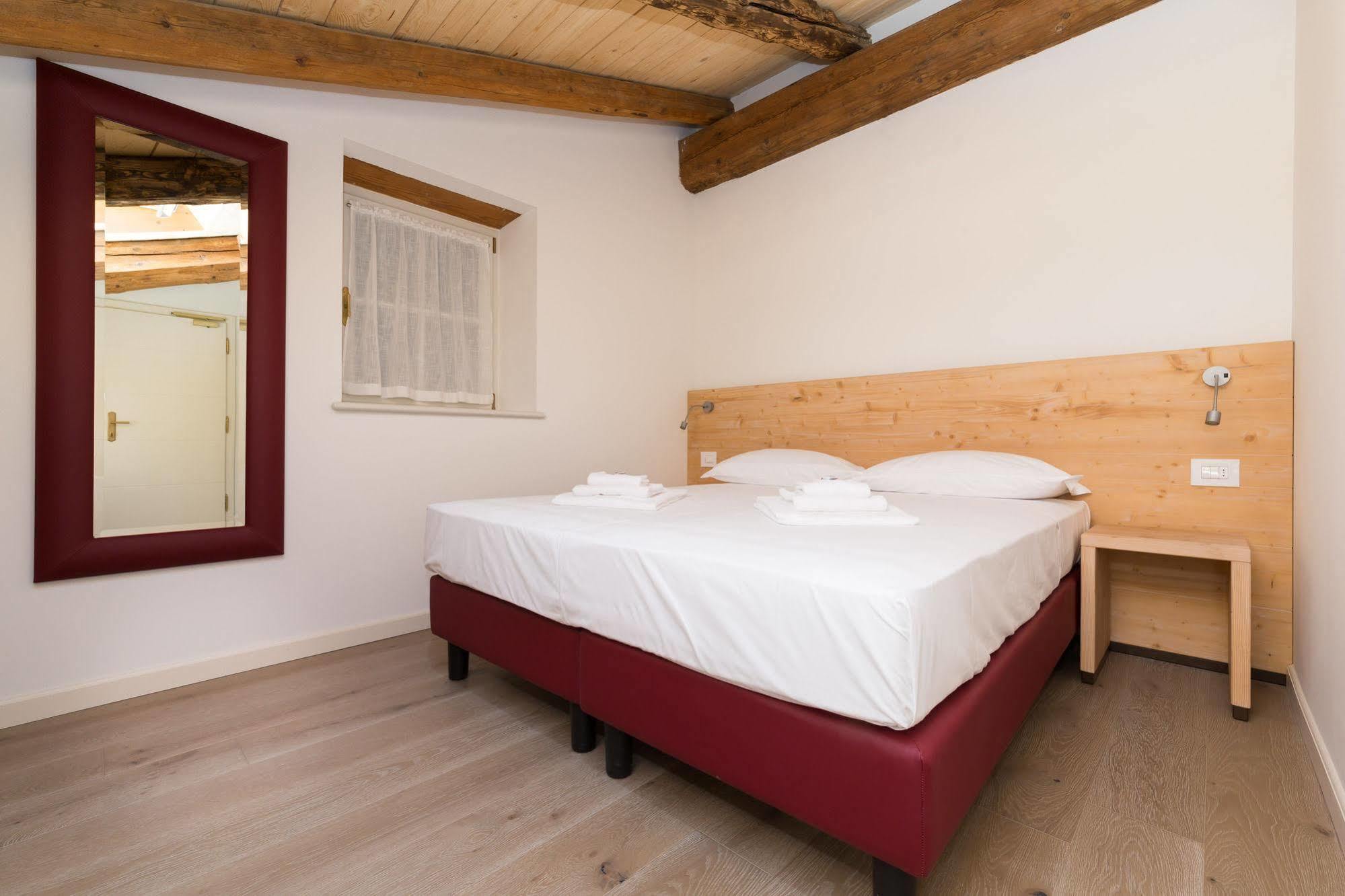 Colle Ameno Room And Breakfast Rovereto  Extérieur photo